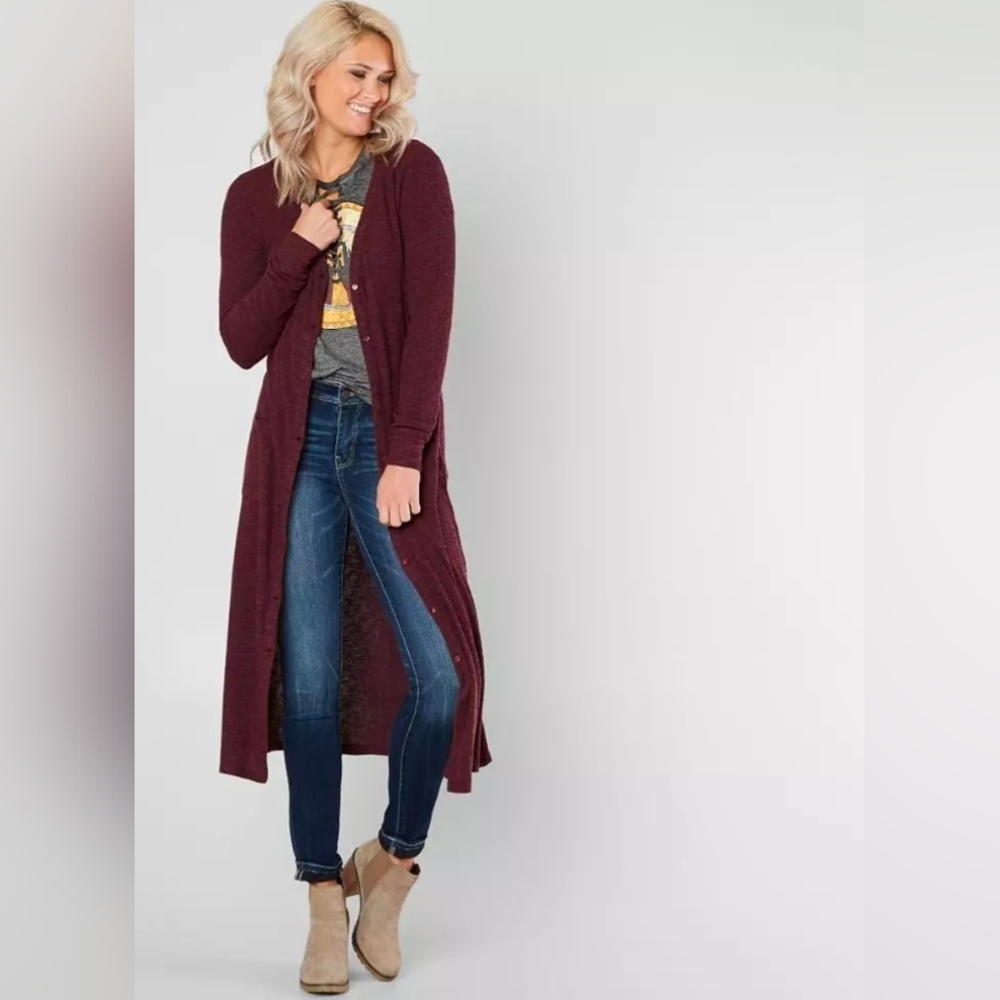 Buckle Women's Deep Red Long Cardigan